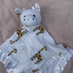 aden + anais giraffe jungle lovey